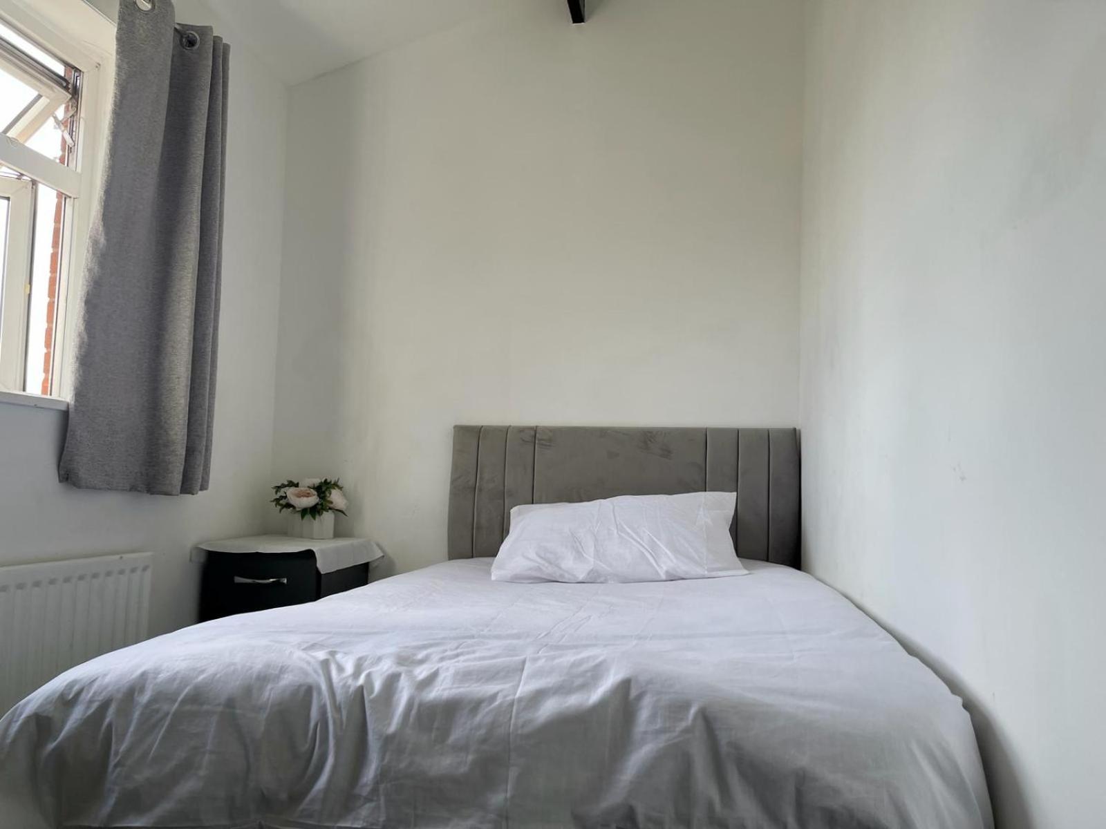 Homestays-Close To Coventry City And University I Free Parking I Wi-Fi Eksteriør bilde