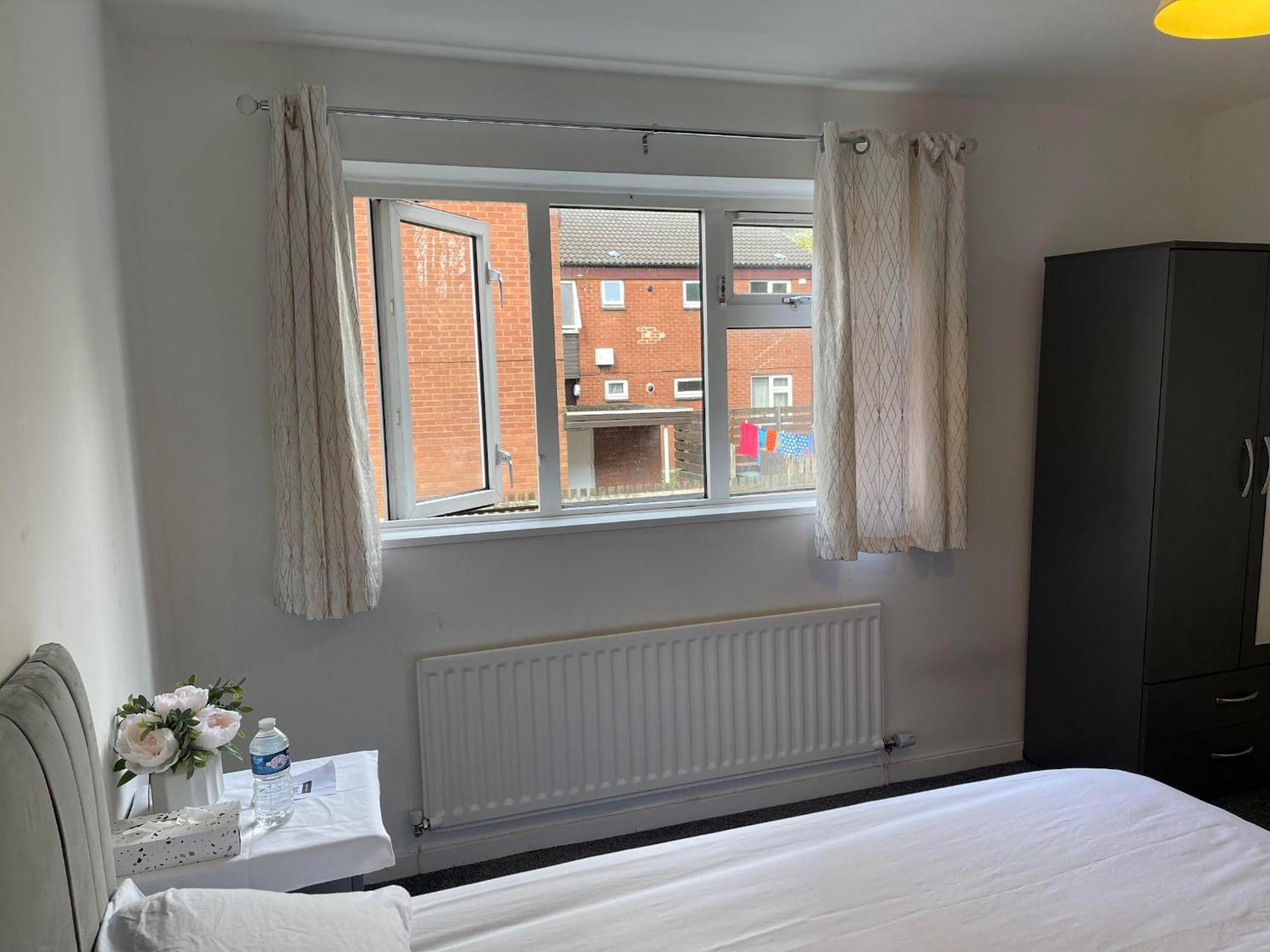 Homestays-Close To Coventry City And University I Free Parking I Wi-Fi Eksteriør bilde
